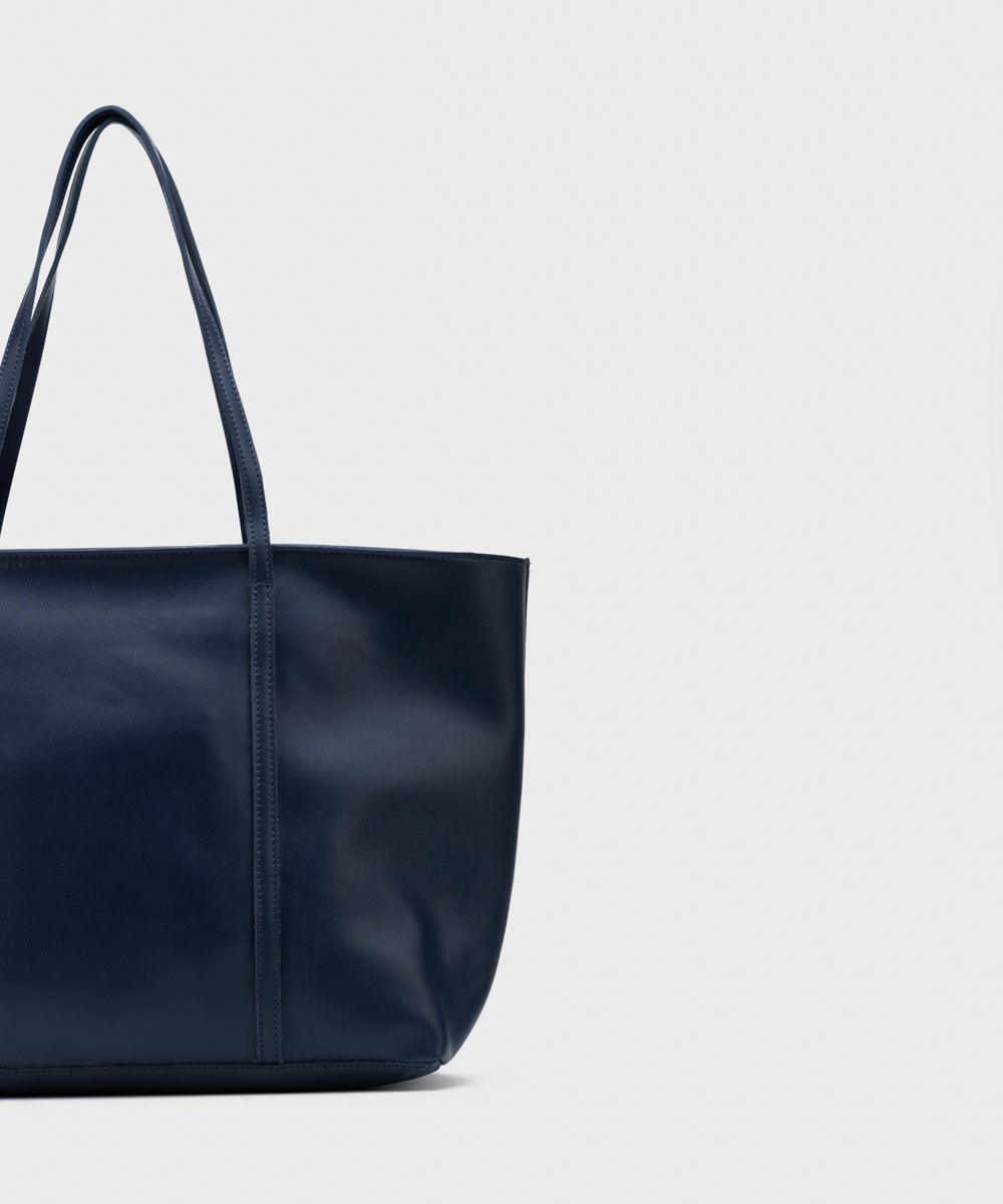 Women's Light Blue Faux Leather Tote Bag