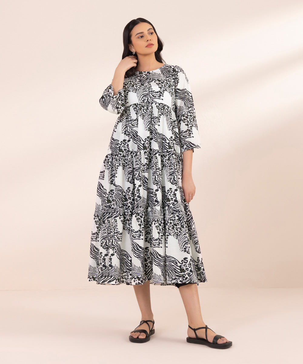 Women's Pret Textured Lawn Printed Black and White Tier Dress