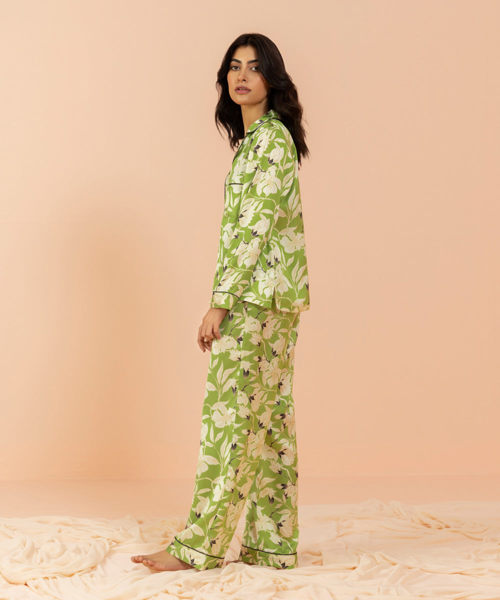 Silk Geometric G print pajama set I Nightwears in Pakistan –
