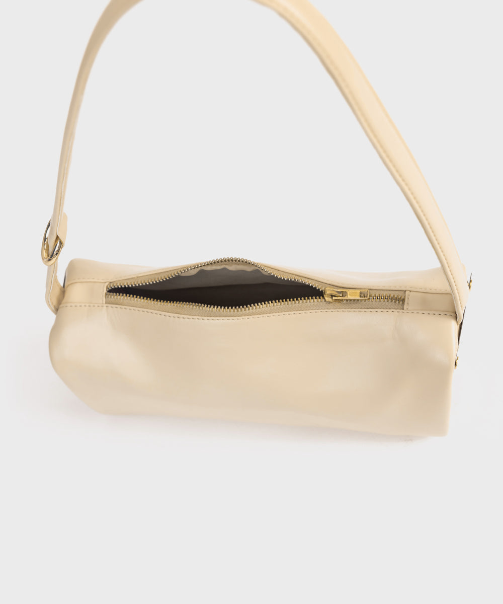 Women's Off White Shoulder Bag