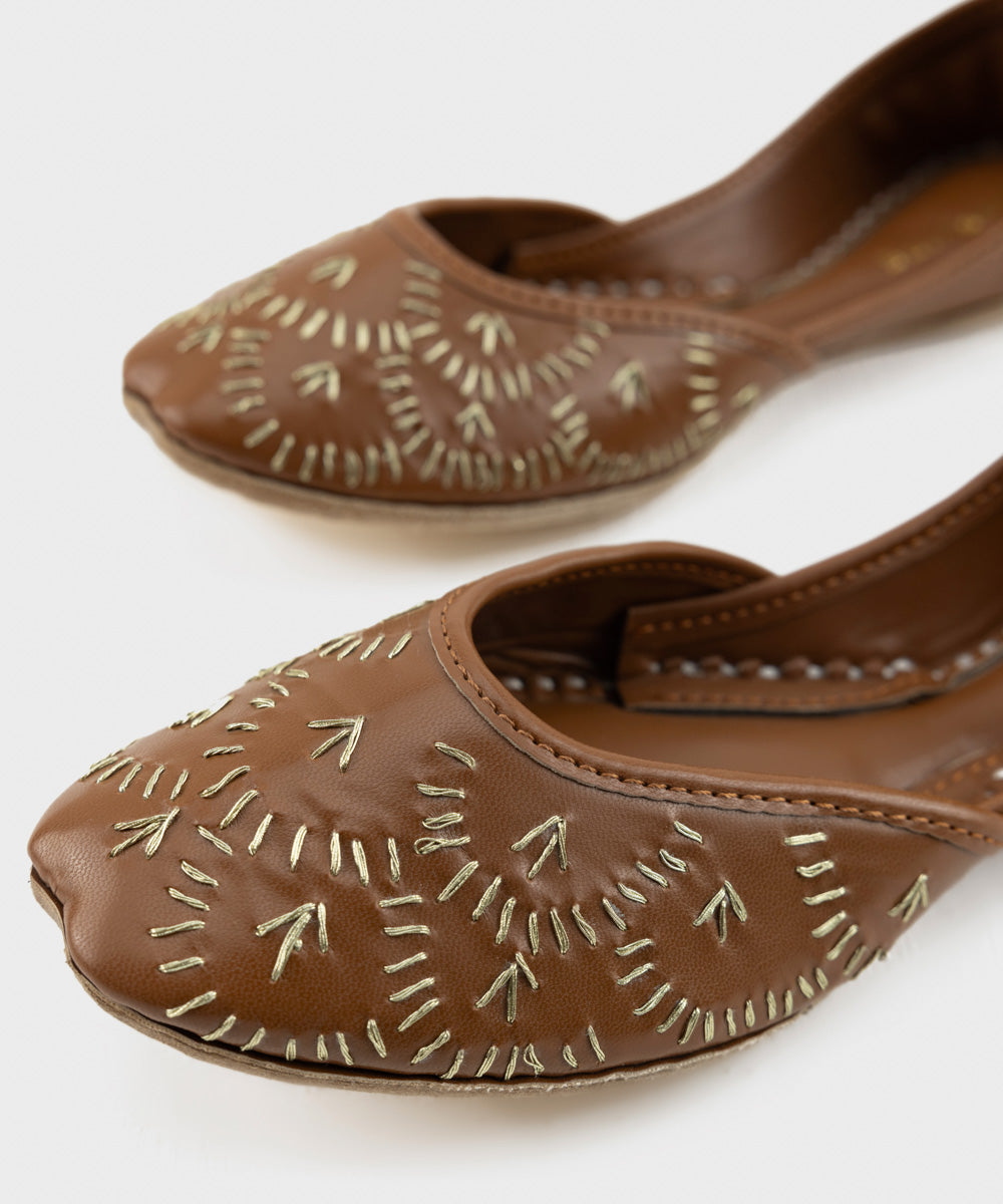 Women's Brown Khussa