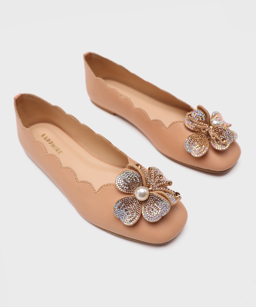 Women's Beige Flats