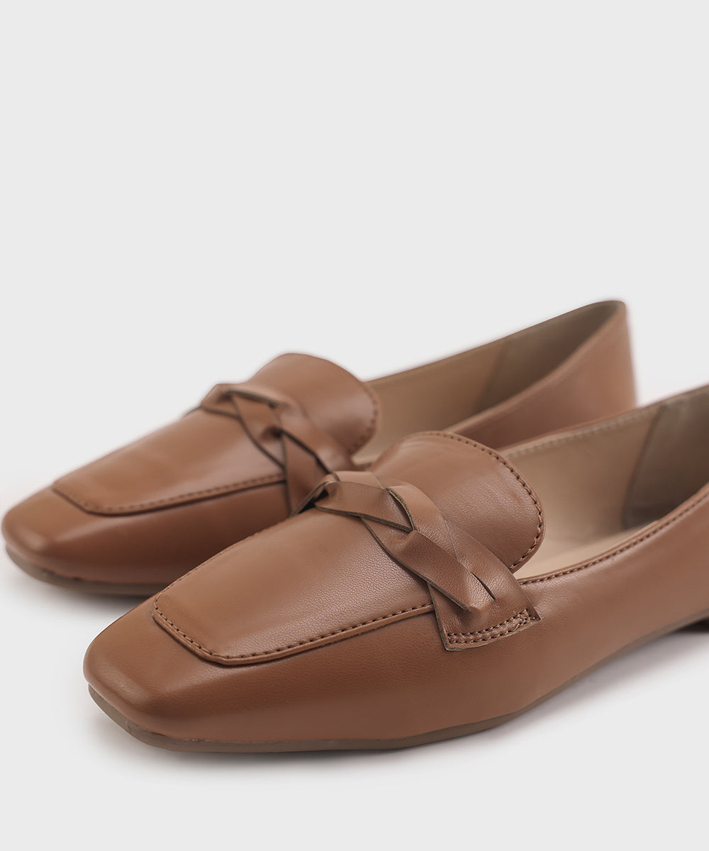 Women's tan Loafers