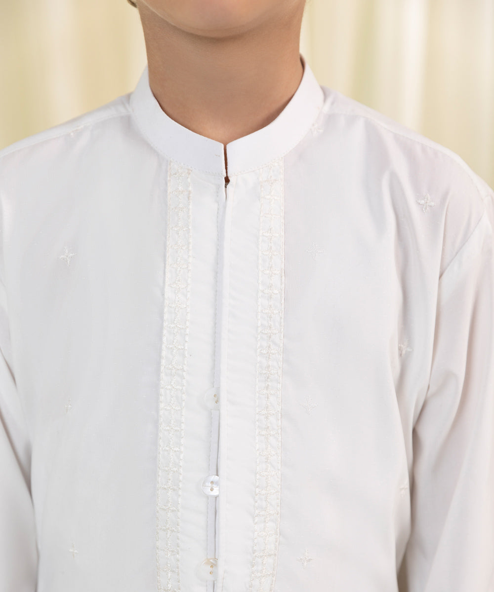 Boys Off White Embroidered Dobby Kurta