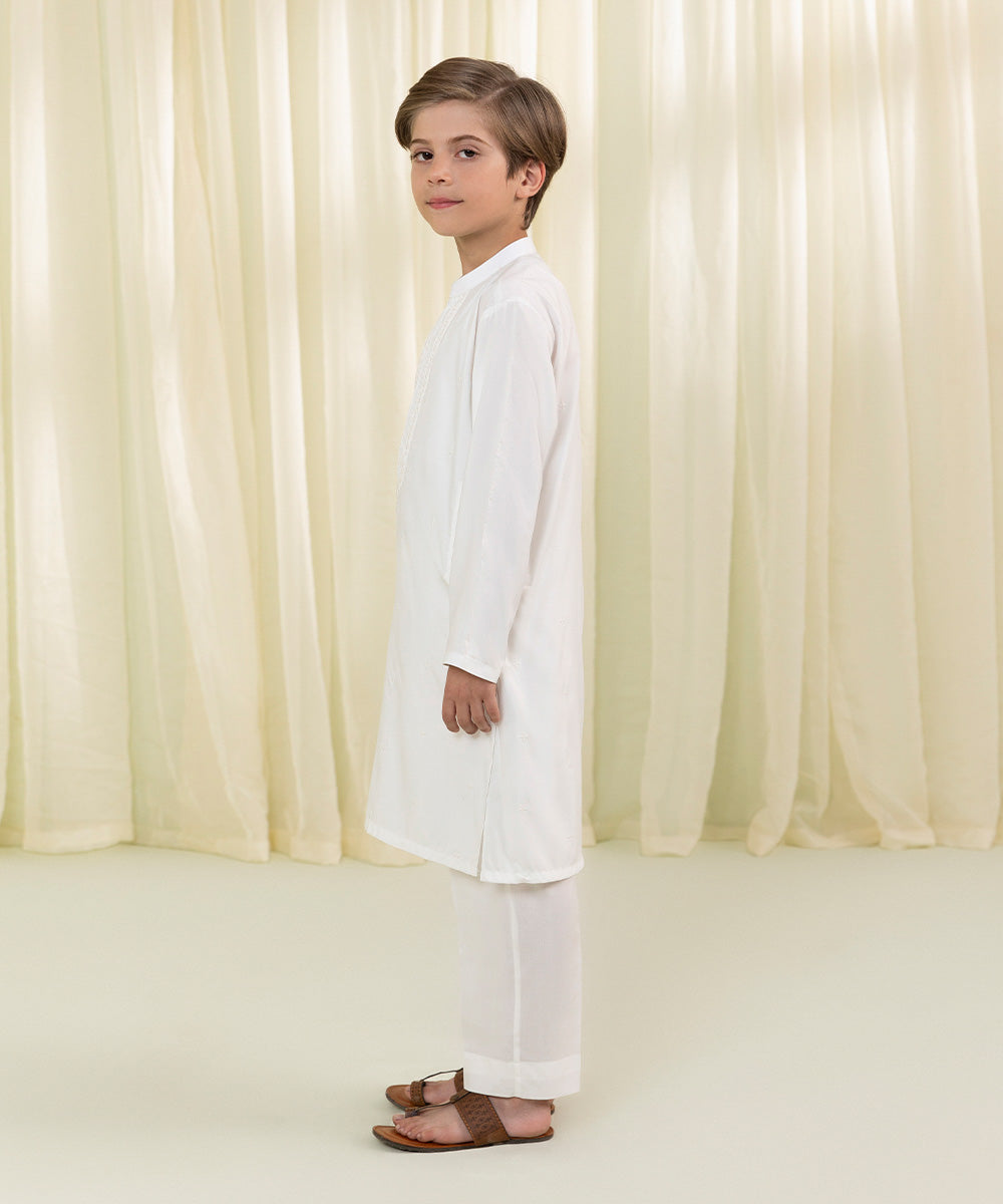 Boys Off White Embroidered Dobby Kurta