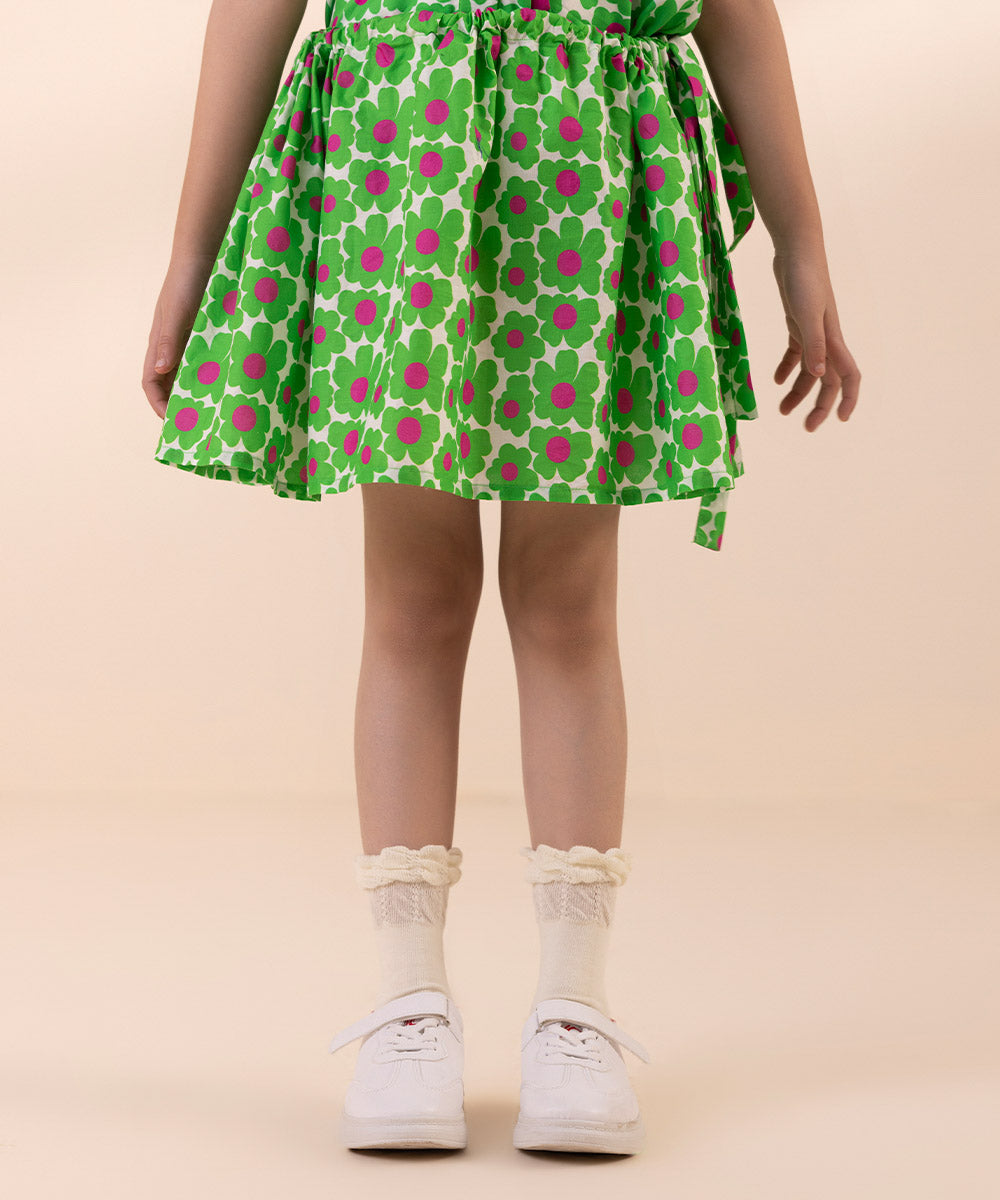 Kids East Girls Green Printed Skirt with Belt
