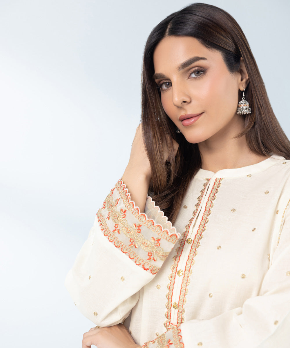 Women's Off-White & Multi 2 Piece Embroidered Khaddar Suit