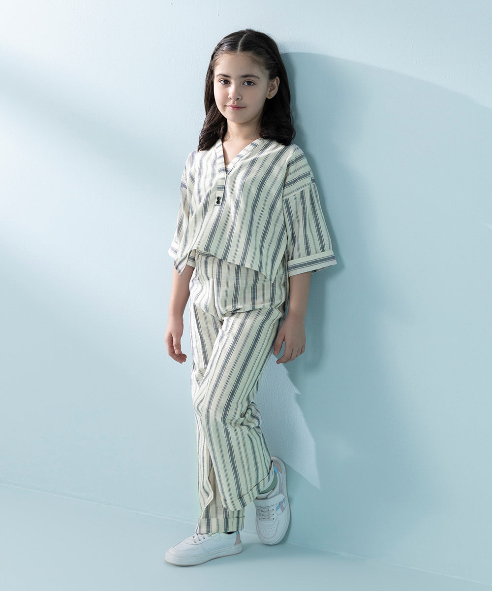 Kids East Girls White Yarn Dyed Set