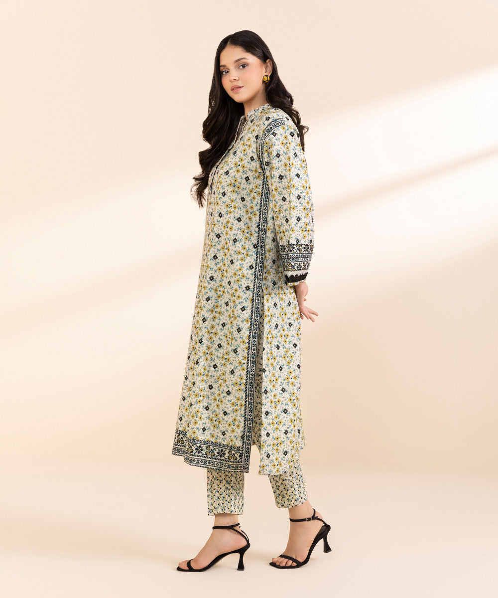 Women's Unstitched Light Khaddar Printed Multi 2 Piece Suit