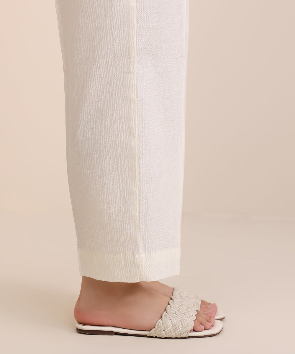 Women's Pret Seersucker Off White Solid Straight Pants