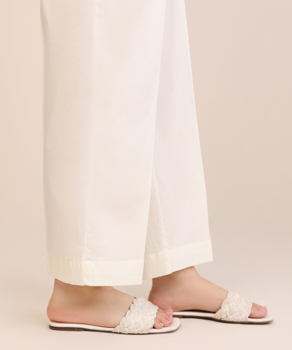 Women's Pret Seersucker Off White Solid Straight Pants