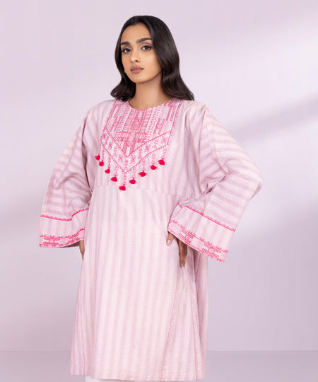 Women's Pret Dobby Embroidered Solid Pink A-Line Shirt