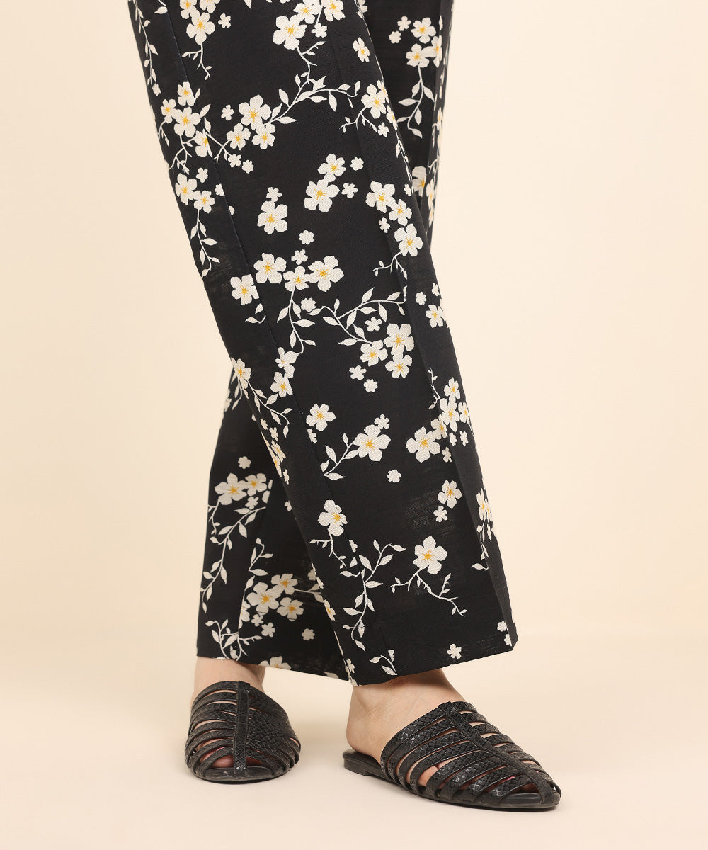 Women's Pret Khaddar Black Printed Straight Pants