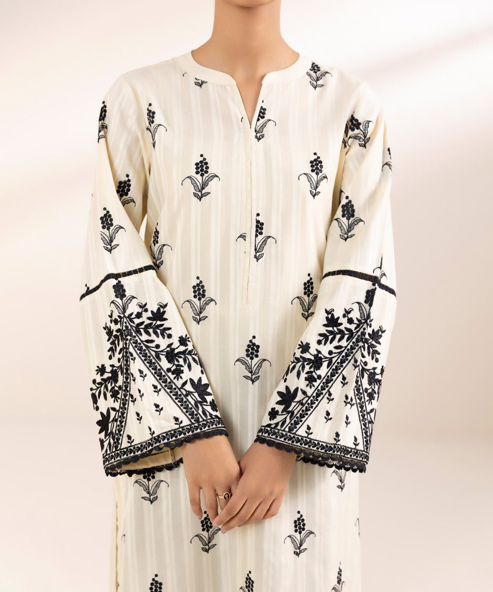 Women's Pret Dobby Off White Embroidered A-Line Shirt