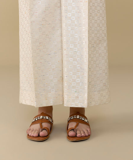 Women's Pret Extra Weft Jacquard Off White Culottes
