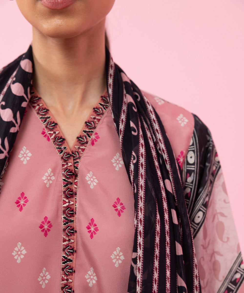 Women's Festive Pret Embroidered Grip Pink 2 Piece Suit