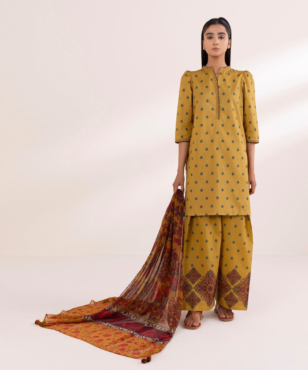 Women's Unstitched Lawn Yellow Printed 3 Piece Suit