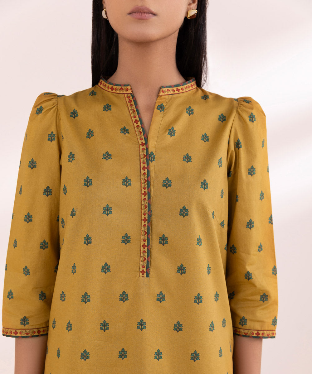 Women's Unstitched Lawn Yellow Printed 3 Piece Suit