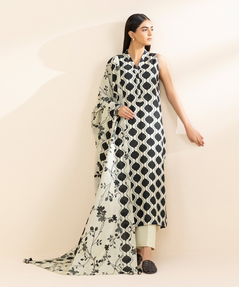 Women's Unstitched Khaddar Printed Black 2 Piece Suit