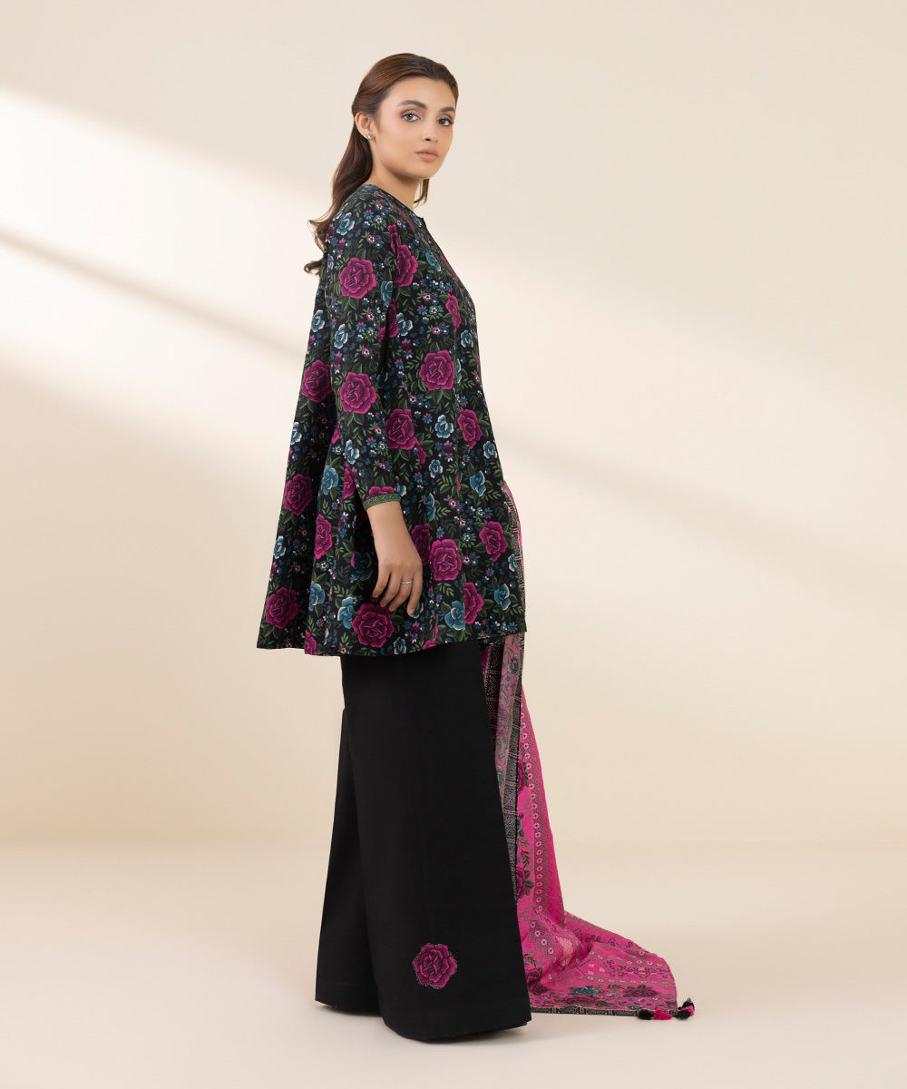 Women's Unstitched Khaddar Printed Multi 2 Piece Suit