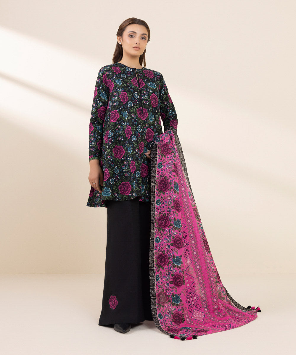 Women's Unstitched Khaddar Printed Multi 2 Piece Suit