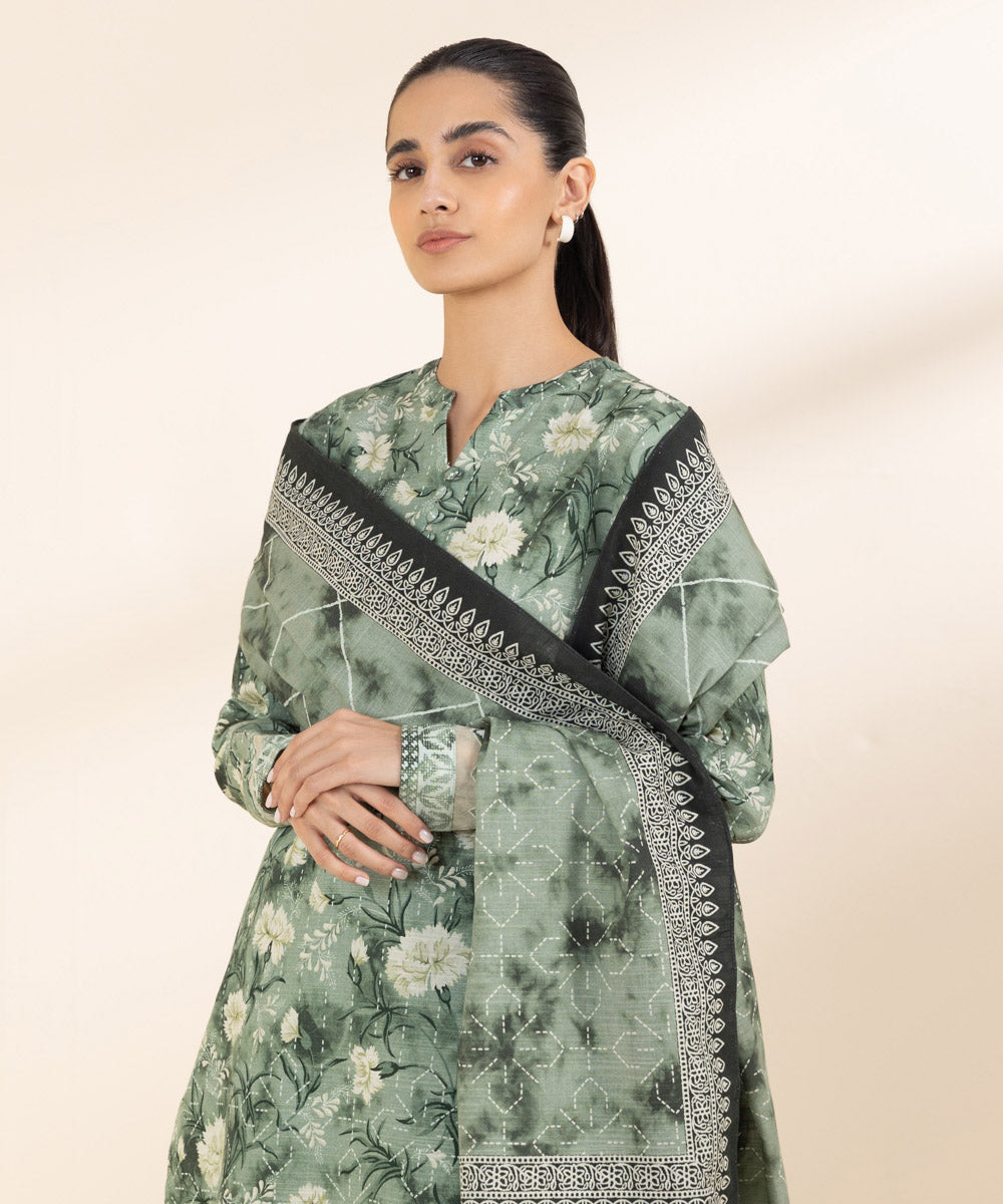 Women's Unstitched Khaddar Green Printed 2 Piece Suit