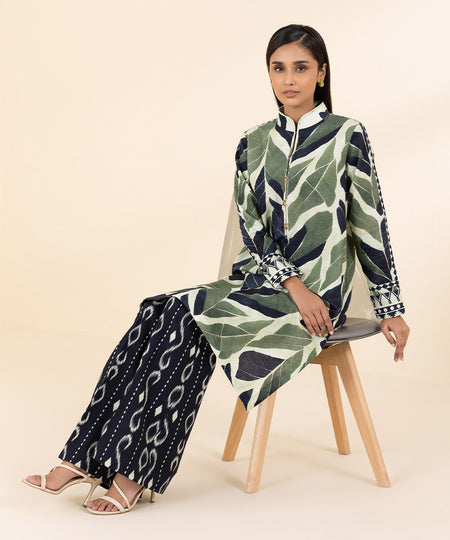 Women's Unstitched Khaddar Multi Printed 2 Piece Suit