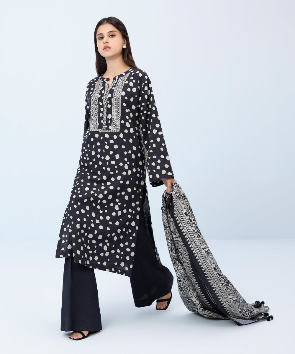Women's Winter Unstitched Printed Khaddar Black 3 Piece Suit