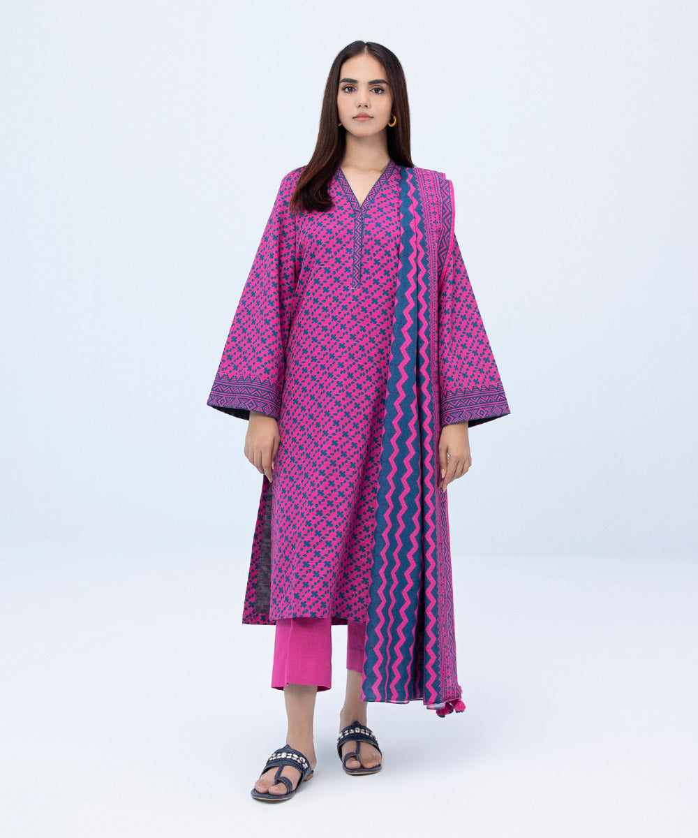 Women's Winter Unstitched Printed Khaddar Pink 3 Piece Suit