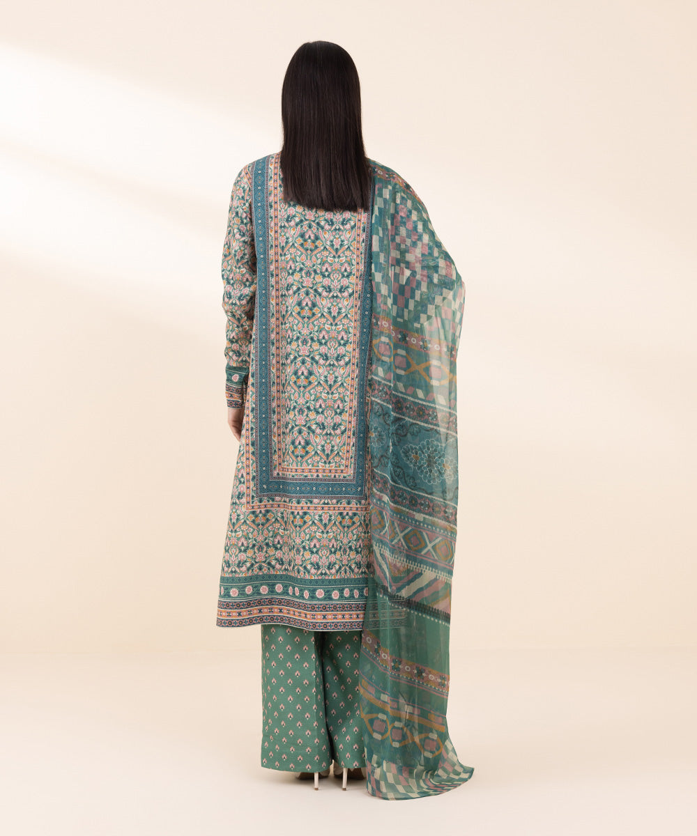 Women's Unstitched Khaddar Printed Green 3 Piece Suit