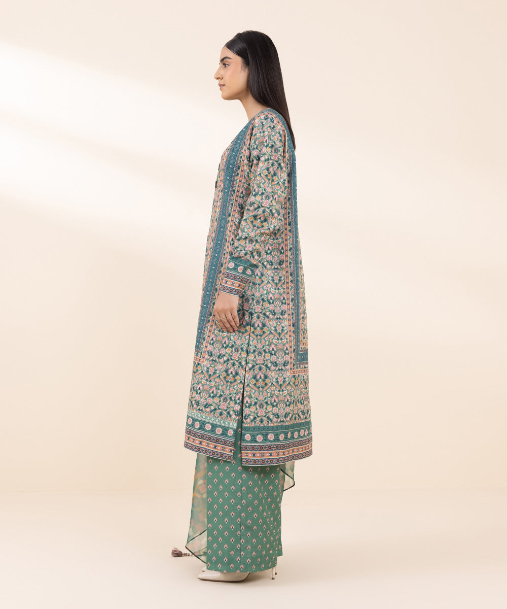 Women's Unstitched Khaddar Printed Green 3 Piece Suit