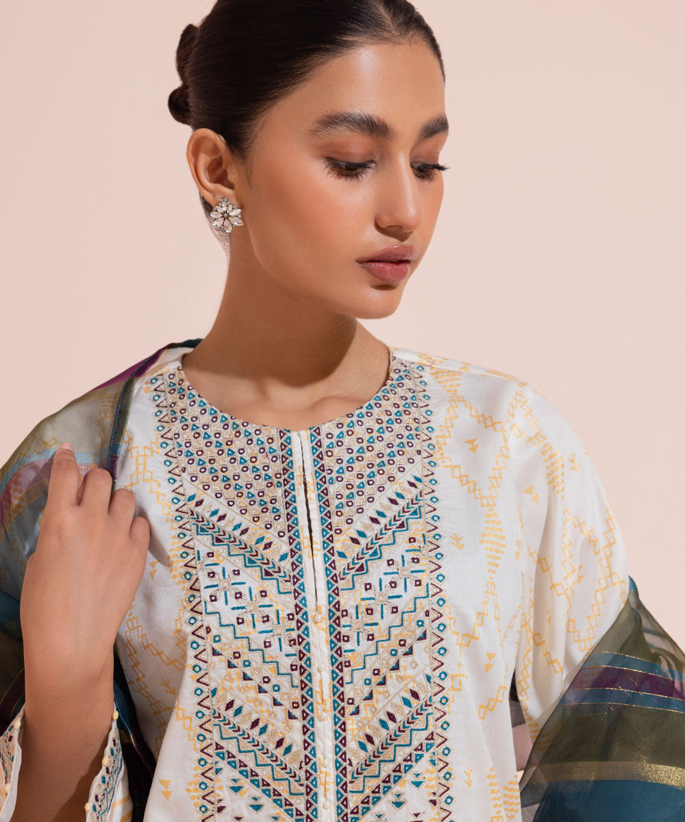 Women's Eid Pret Cotton Satin Embroidered Off White 2 Piece Suit