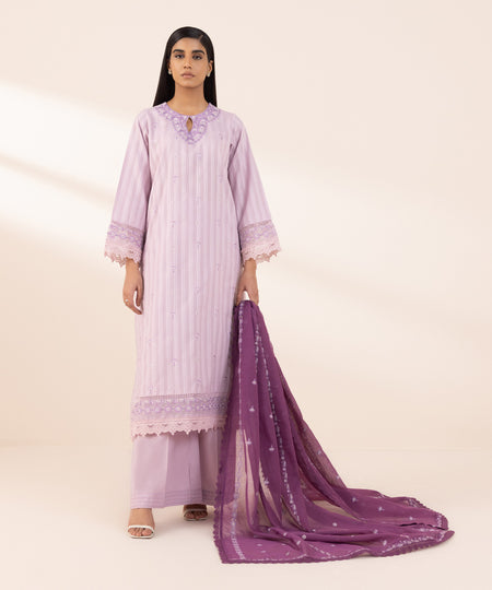 Blended Textured Karandi Purple Embroidered Dupatta