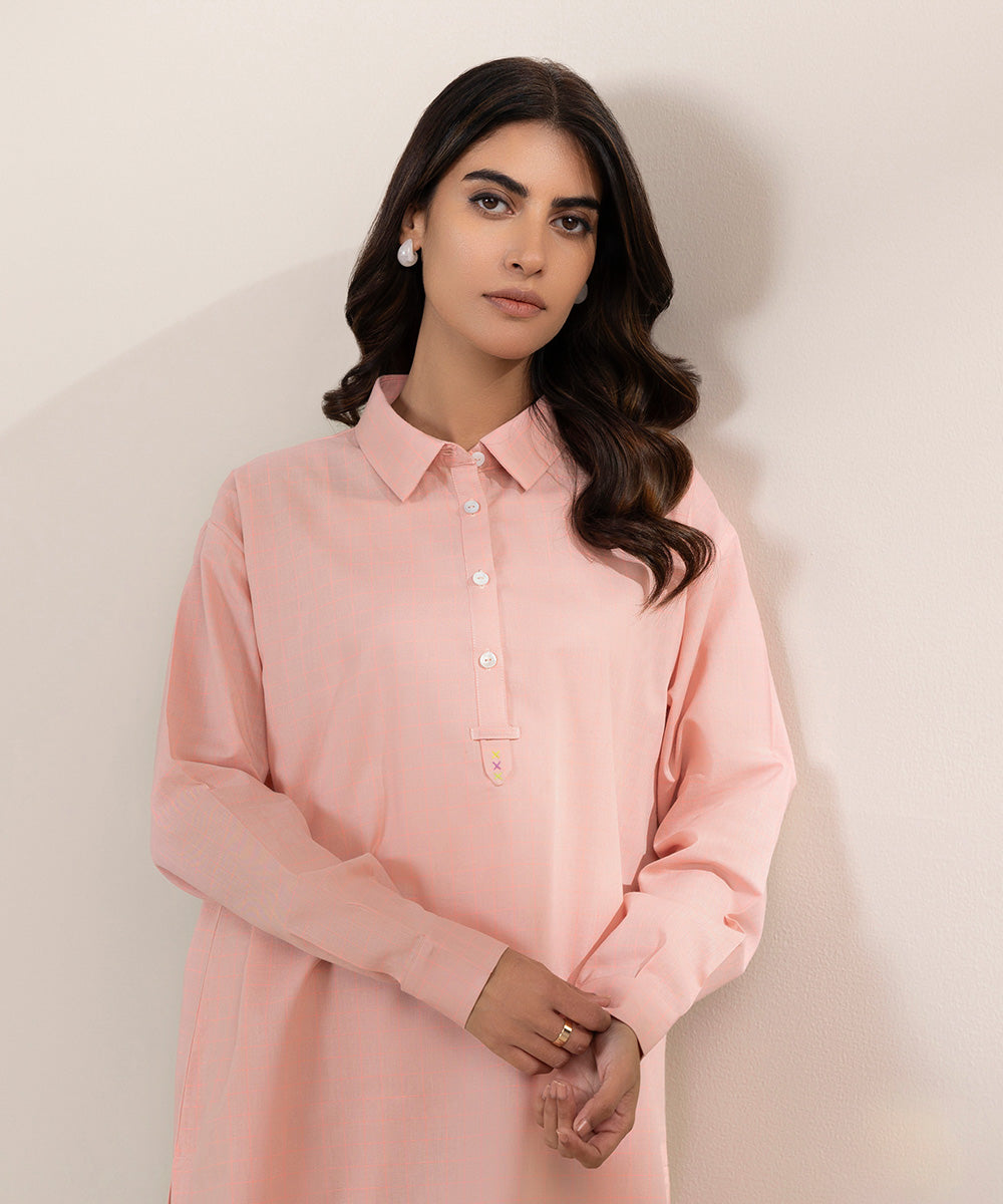 Women's Pret Yarn Dyed Solid Pink Straight Shirt