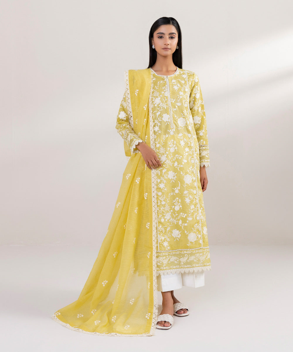 Blended Textured Karandi Yellow Embroidered Dupatta