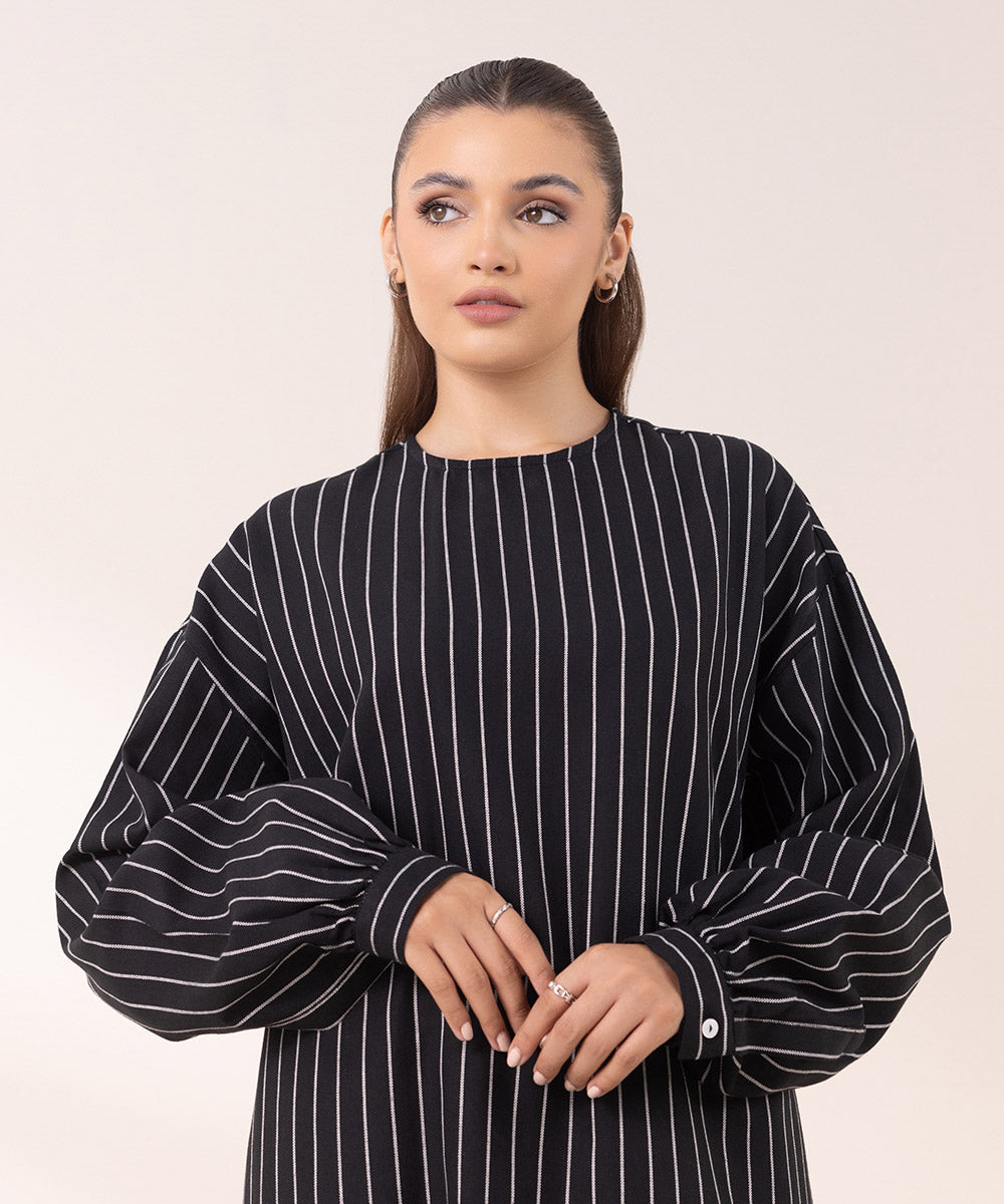 Women's Pret Yarn Dyed Solid Black Boxy Shirt