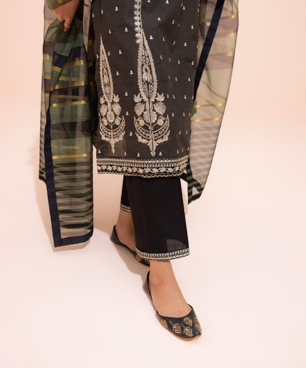 Women's Eid Pret Zari Lawn Embroidered Black 3 Piece Suit