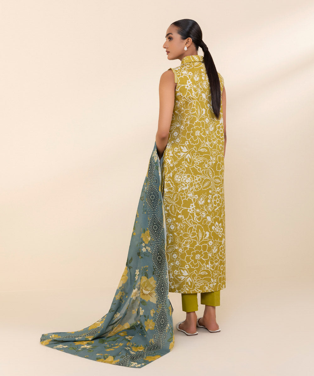 Women's Unstitched Lawn Yellow Printed 3 Piece Suit