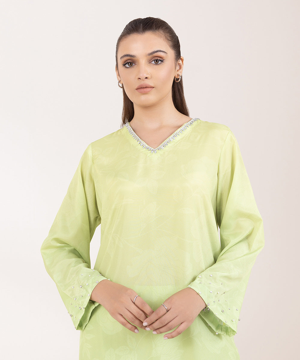 Women's Pret Blended Grip Green Printed A-Line Shirt