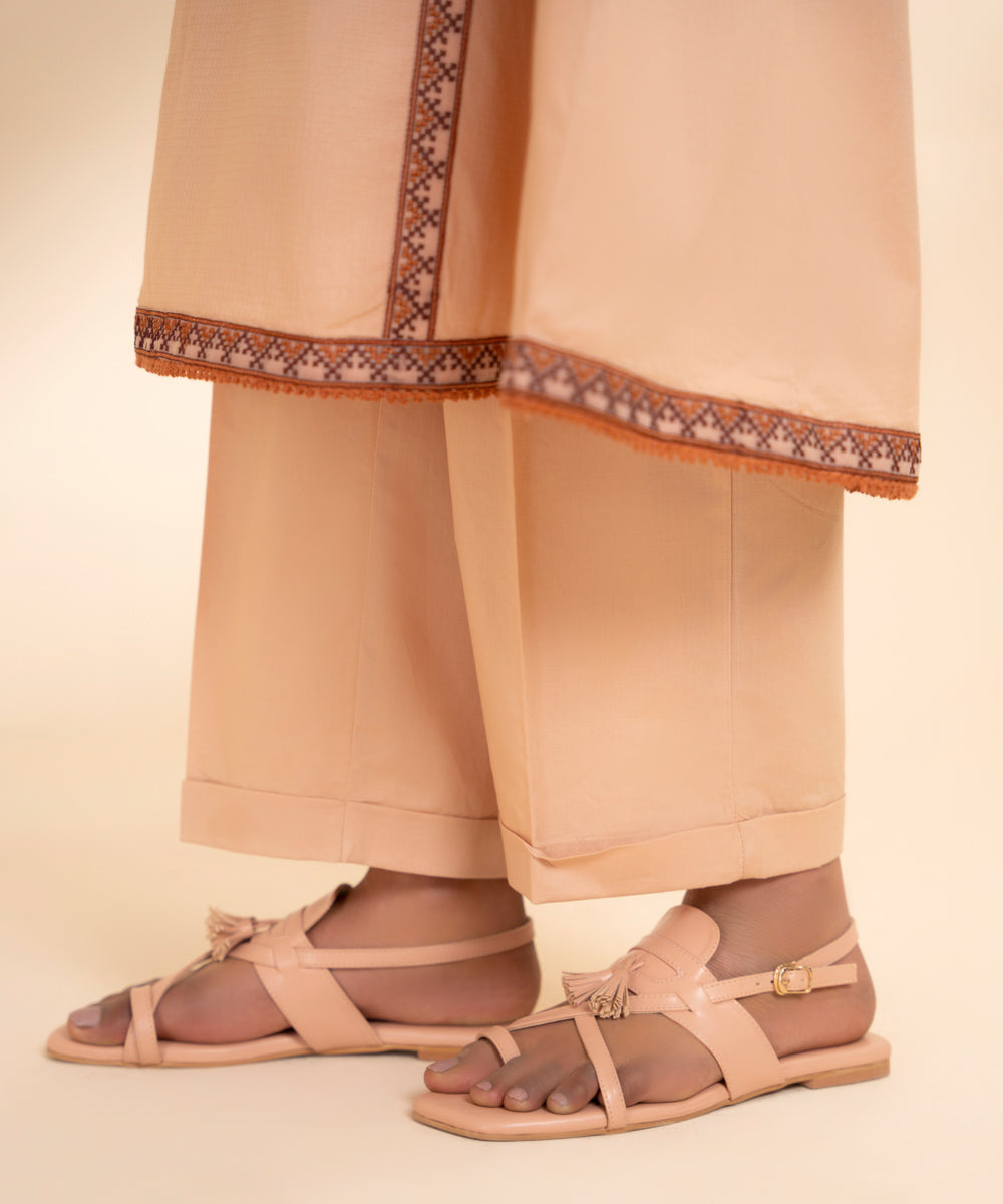 Women's Pret Cambric Beige Solid Straight Pants