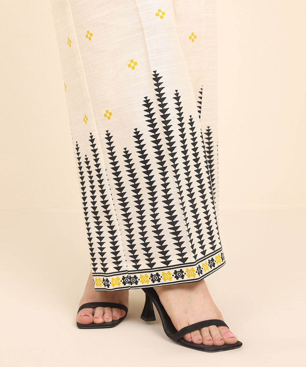 Women's Pret Khaddar Multi Printed Straight Pants