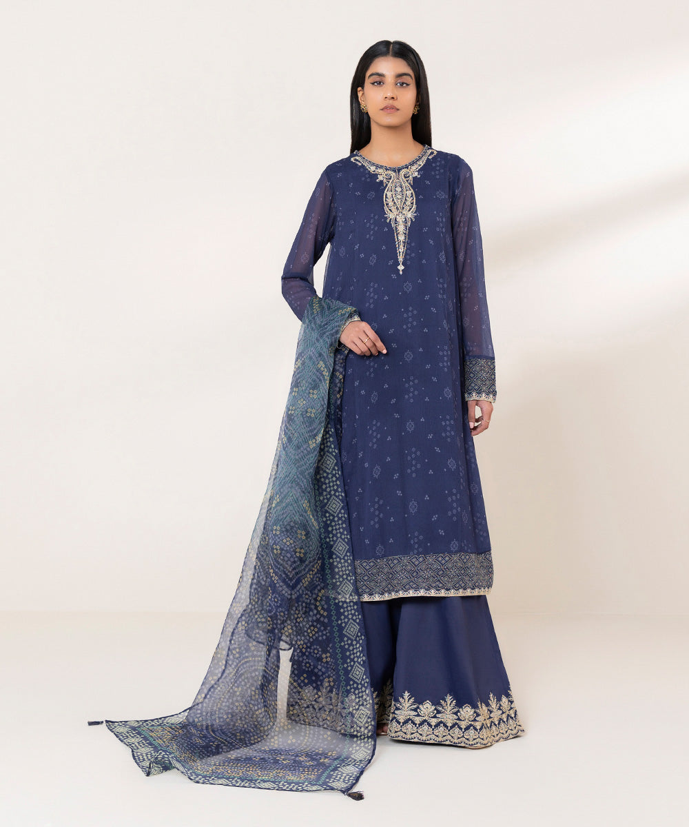 Lehenga & Front Open Gown Pakistani Nikkah Dress #BS780 | Pakistani bridal  dresses, Beautiful bridal dresses, Nikkah dress