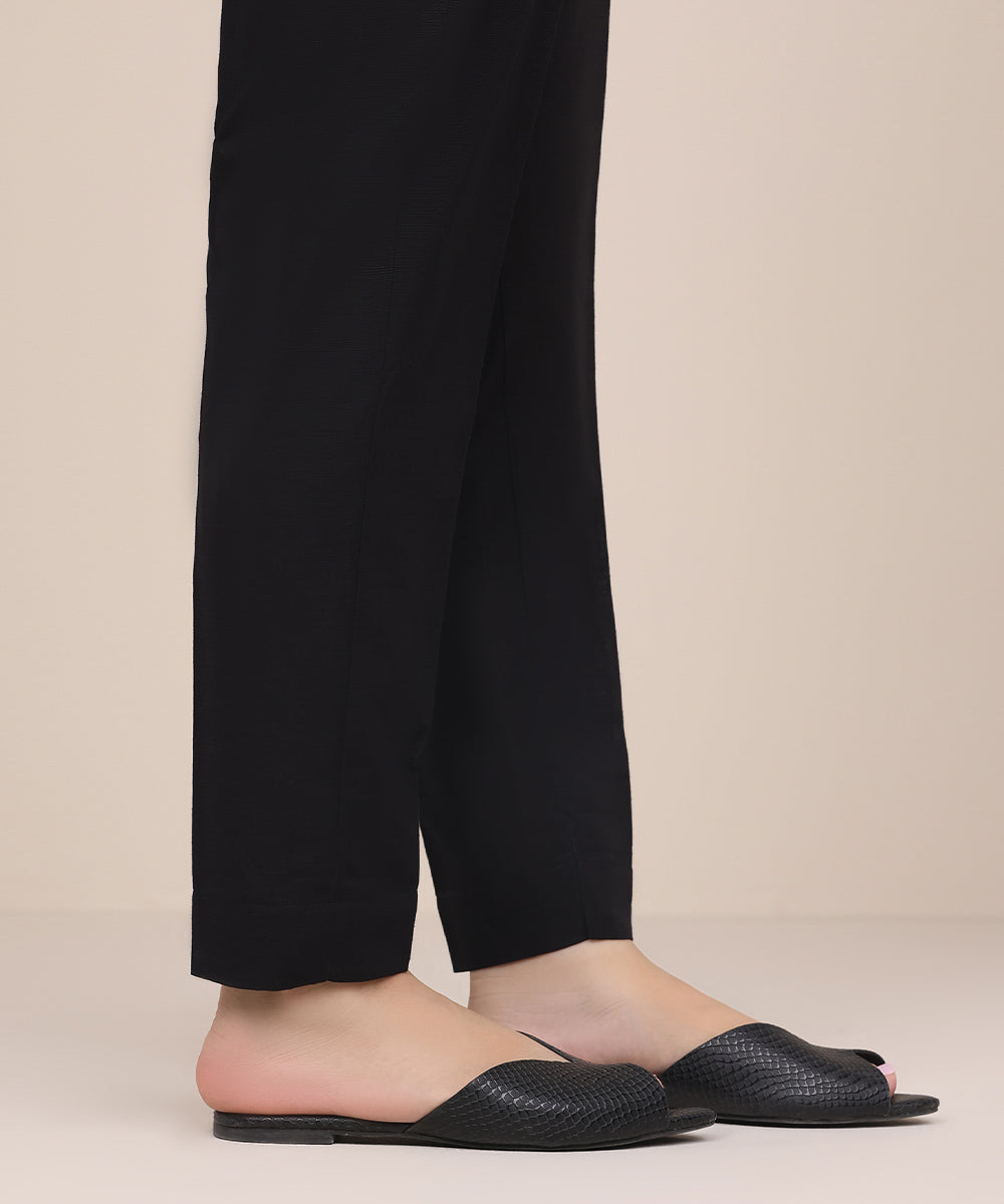 Women's Pret Khaddar Black Solid Cigarette Pants