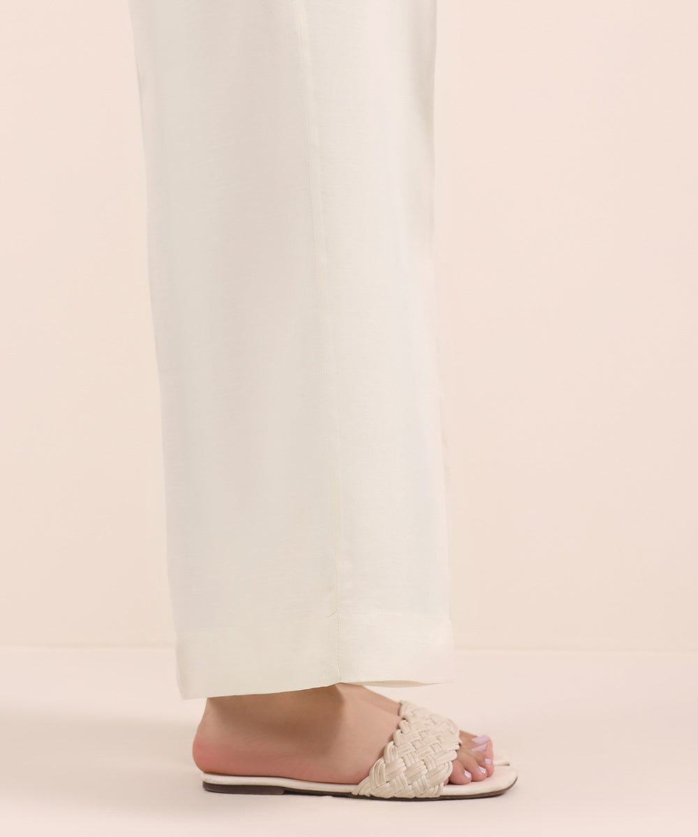 Women's Pret Viscose Raw Silk Off White Dyed Culottes