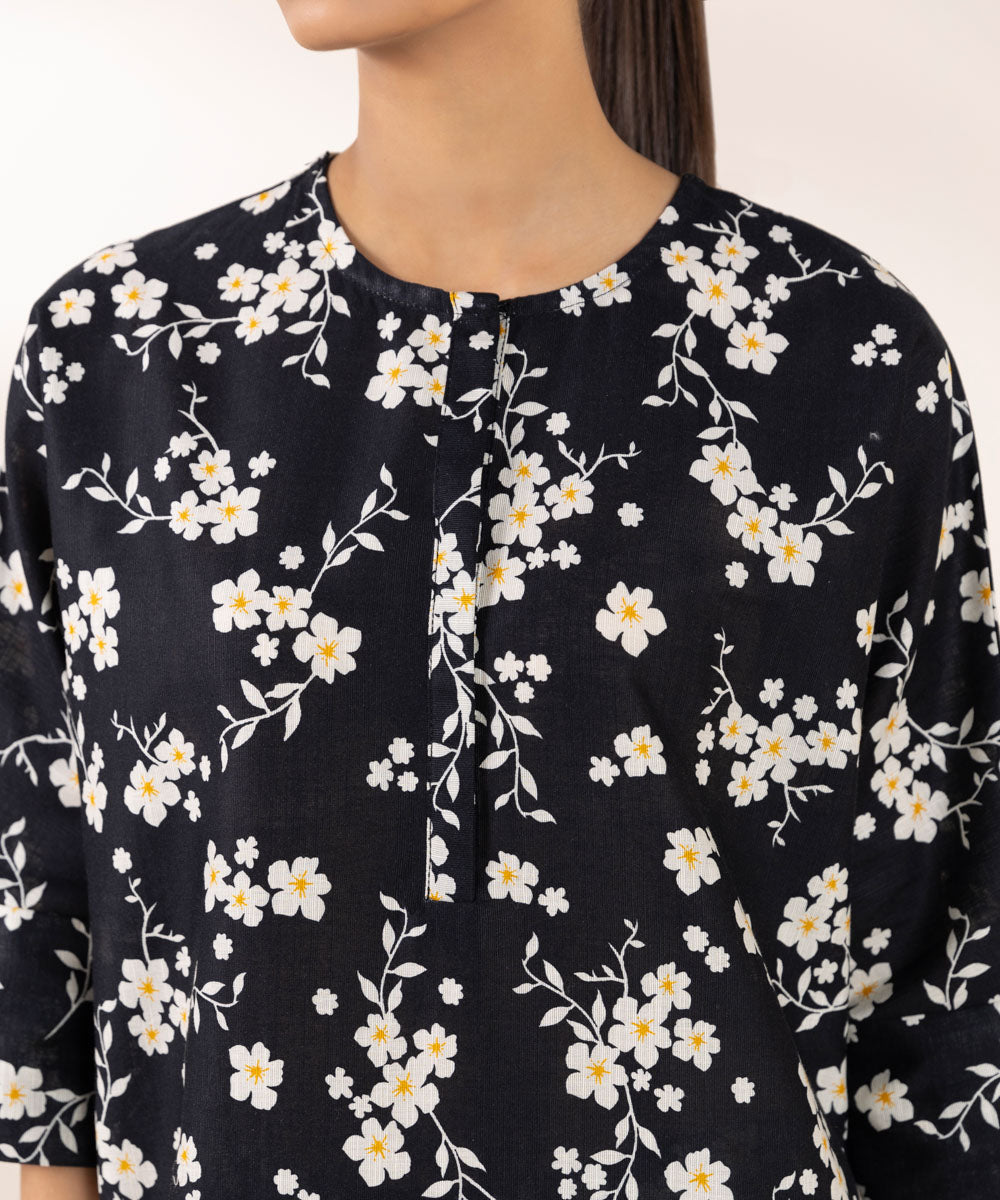 Women's Pret Khaddar Printed Black Drop Shoulder Shirt