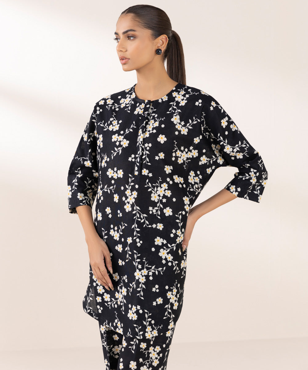 Women's Pret Khaddar Printed Black Drop Shoulder Shirt