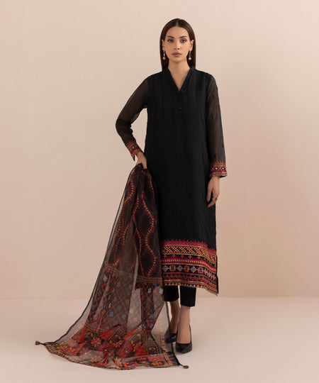 Women's Pret Textured Karandi Embroidered Black 2 Piece Suit