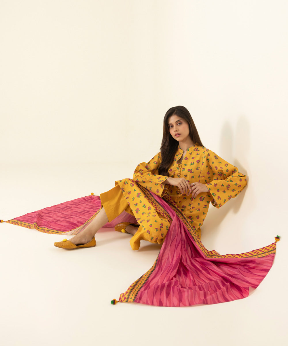 Women's Unstitched Printed Khaddar Yellow 2 Piece Suit