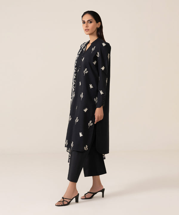 SAPPHIRE’s Unstitched Monochrome Collection for Women