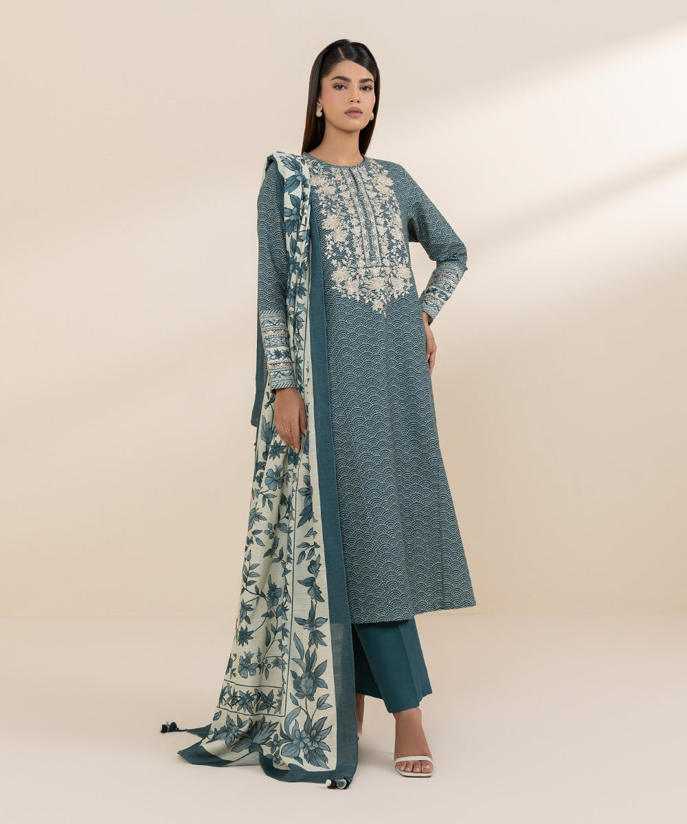 Women's Unstitched Khaddar Blue Embroidered 2 Piece Suit